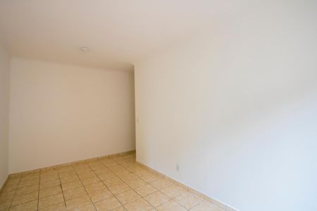 Sala de apartamento para alugar com 2 quartos, 49m² em Cidade São Jorge, Santo André