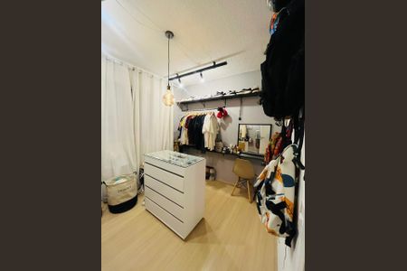 Quarto de apartamento para alugar com 2 quartos, 49m² em Neves, São Gonçalo