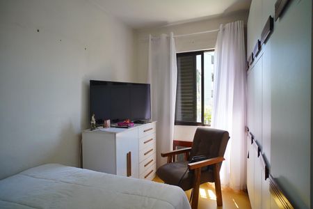 Quarto 2 de apartamento à venda com 2 quartos, 52m² em Sarandi, Porto Alegre