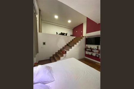 Casa à venda com 4 quartos, 321m² em Vila Rosalia, Guarulhos