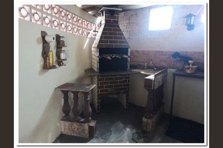 Casa à venda com 172m², 3 quartos e 1 vaga