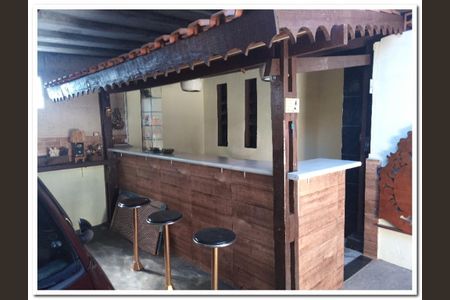 Casa à venda com 172m², 3 quartos e 1 vaga