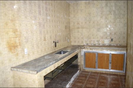 Casa para alugar com 187m², 2 quartos e sem vagaBanheiroCozinha