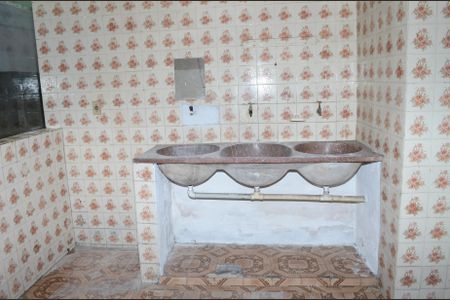 Casa para alugar com 187m², 2 quartos e sem vagaÁrea de Serviço