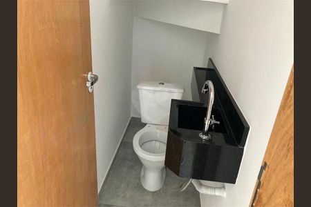 Casa à venda com 3 quartos, 110m² em Cupecê, São Paulo