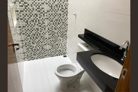 Casa à venda com 3 quartos, 110m² em Cupecê, São Paulo