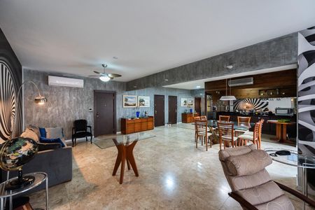 Apartamento para alugar com 2 quartos, 207m² em José Menino, Santos