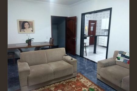 Casa à venda com 3 quartos, 250m² em Jardim Domitila, São Paulo