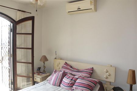 Casa à venda com 120m², 3 quartos e 2 vagas