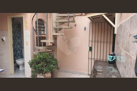 Casa à venda com 120m², 3 quartos e 2 vagas