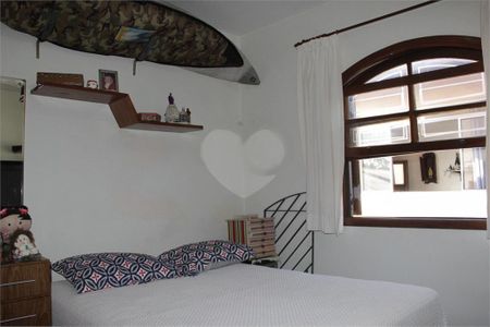 Casa à venda com 120m², 3 quartos e 2 vagas