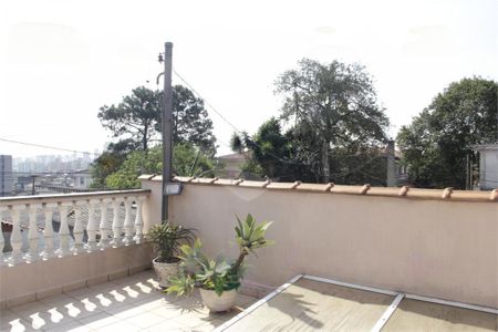 Casa à venda com 120m², 3 quartos e 2 vagas