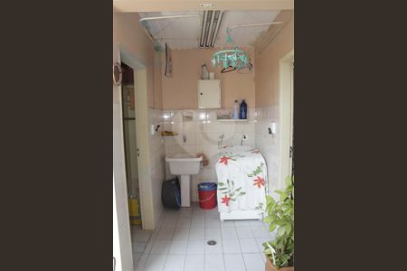 Casa à venda com 120m², 3 quartos e 2 vagas