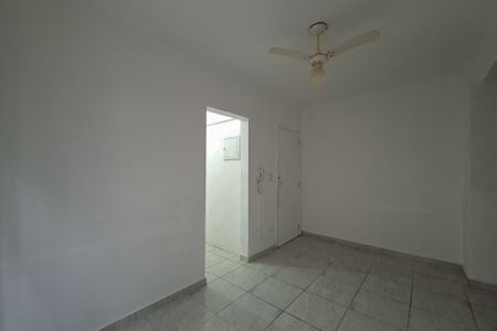 Sala de apartamento para alugar com 1 quarto, 38m² em Vila Tupi, Praia Grande