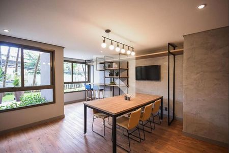 Studio para alugar com 38m², 1 quarto e 1 vaga Studio para alugar com 38m², 1 quarto e 1 vagaSala de Reunião