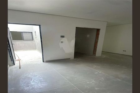 Casa à venda com 3 quartos, 75m² em Parque das Nações, Santo André