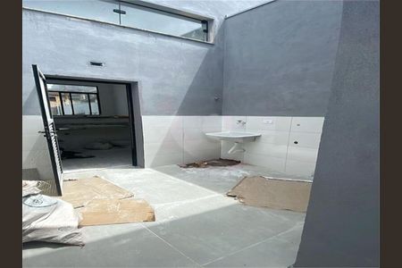 Casa à venda com 3 quartos, 75m² em Parque das Nações, Santo André