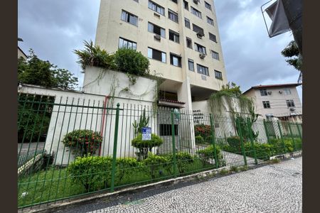 Apartamento à venda com 48m², 2 quartos e 1 vagaFachada + plaquinha