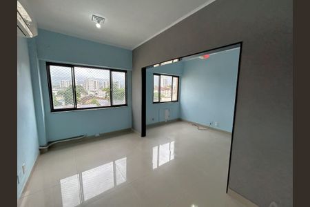 Sala de apartamento à venda com 2 quartos, 48m² em Del Castilho, Rio de Janeiro