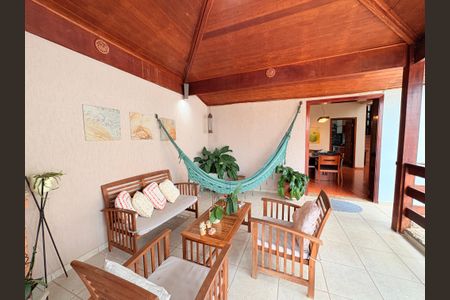 Casa à venda com 420m², 5 quartos e 4 vagasLounge