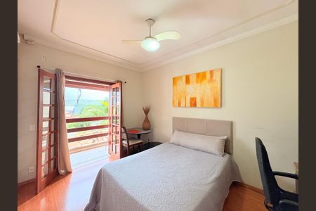 Casa à venda com 420m², 5 quartos e 4 vagasQuarto 3