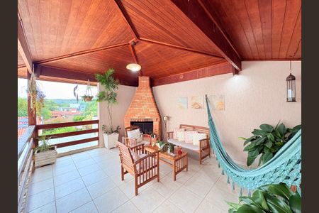 Casa à venda com 420m², 5 quartos e 4 vagasLounge