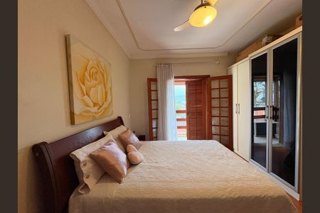 Casa à venda com 420m², 5 quartos e 4 vagasSuíte