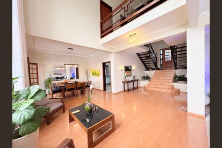 Sala de casa para alugar com 5 quartos, 420m² em Jardim das Samambaias, Jundiaí