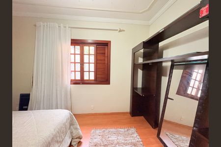 Casa à venda com 420m², 5 quartos e 4 vagasQuarto 5