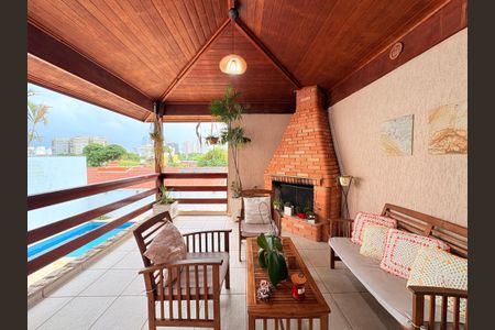 Casa à venda com 420m², 5 quartos e 4 vagasLounge