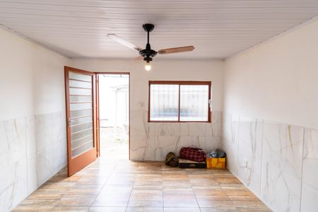 Sala de casa para alugar com 2 quartos, 80m² em Partenon, Porto Alegre