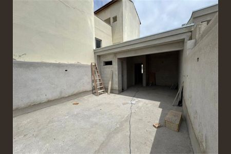 Casa à venda com 3 quartos, 147m² em Vila Camilópolis, Santo André