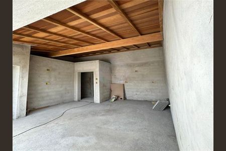 Casa à venda com 3 quartos, 147m² em Vila Camilópolis, Santo André