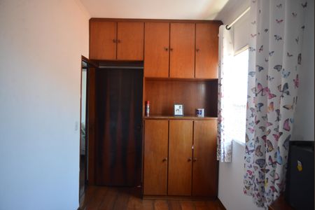 Casa à venda com 170m², 3 quartos e 2 vagasQuarto 2