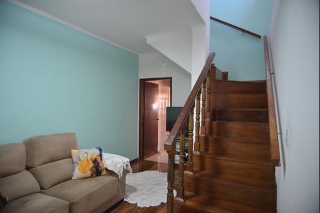 Casa à venda com 170m², 3 quartos e 2 vagasSala