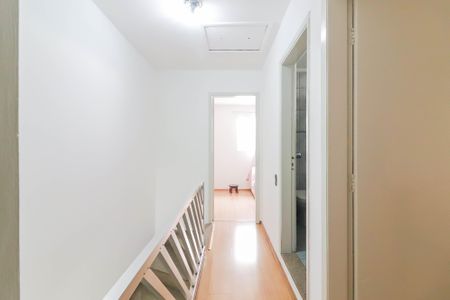 Corredor Quartos de casa à venda com 4 quartos, 141m² em Jardim Trussardi, São Paulo