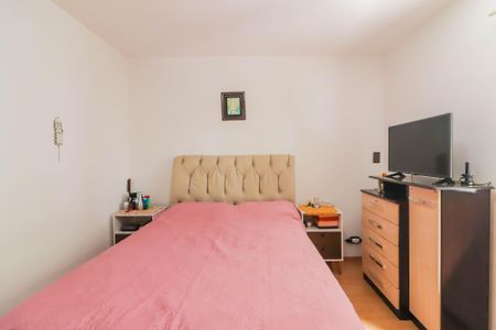 Casa à venda com 141m², 4 quartos e 3 vagas Casa à venda com 141m², 4 quartos e 3 vagasQuarto 2