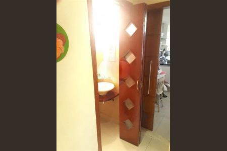 Casa à venda com 3 quartos, 125m² em Jardim Aeroporto, São Paulo