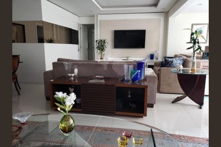 Apartamento à venda com 3 quartos, 144m² em Campo Belo, São Paulo