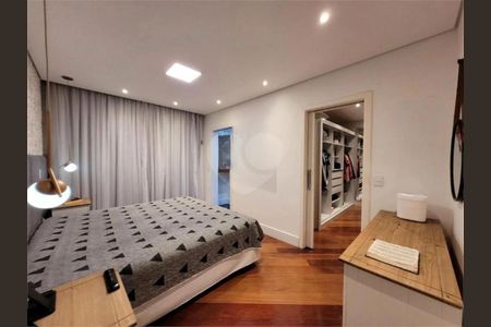 Casa à venda com 3 quartos, 411m² em Santa Paula, São Caetano do Sul