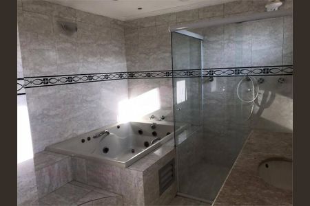 Casa à venda com 4 quartos, 400m² em Alphaville, Santana de Parnaíba