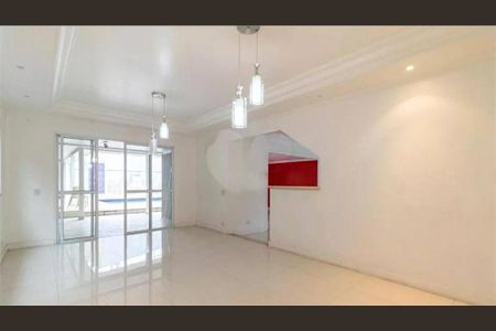 Casa à venda com 4 quartos, 400m² em Alphaville, Santana de Parnaíba