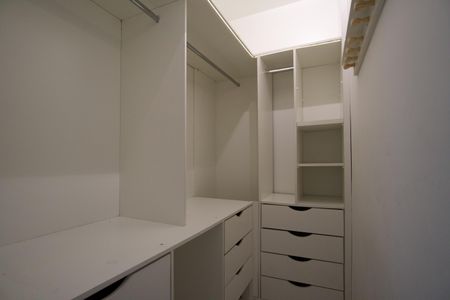 Casa para alugar com 160m², 2 quartos e 1 vagaCloset da suíte 2