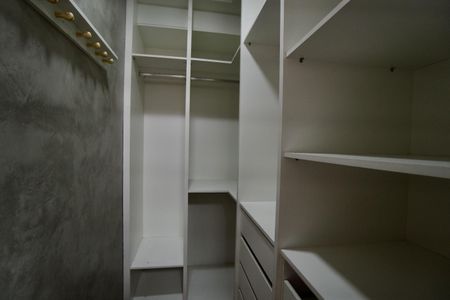 Casa para alugar com 160m², 2 quartos e 1 vagaSuíte 1 - Closet