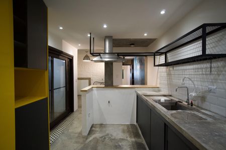 Casa para alugar com 160m², 2 quartos e 1 vagaCozinha