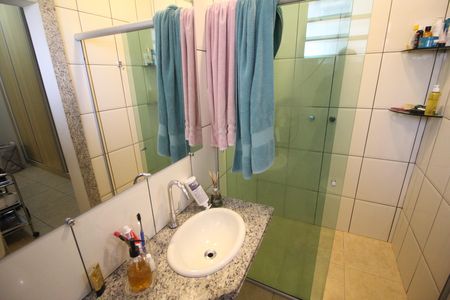 Casa à venda com 350m², 5 quartos e 2 vagasSuite Quarto 1