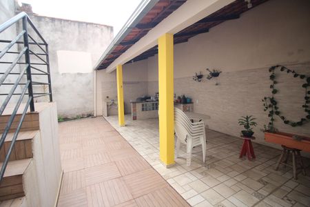 Casa à venda com 350m², 5 quartos e 2 vagasQuintal