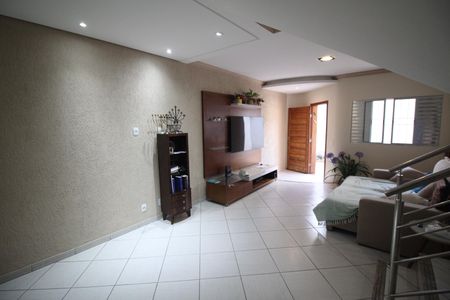 Sala de casa à venda com 5 quartos, 350m² em Jardim Riacho das Pedras, Contagem