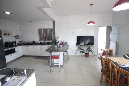 Cozinha de casa à venda com 5 quartos, 350m² em Jardim Riacho das Pedras, Contagem