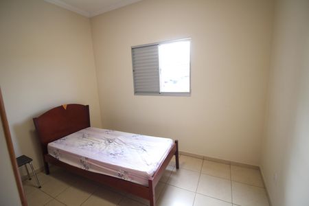 Casa à venda com 350m², 5 quartos e 2 vagasQuarto 2